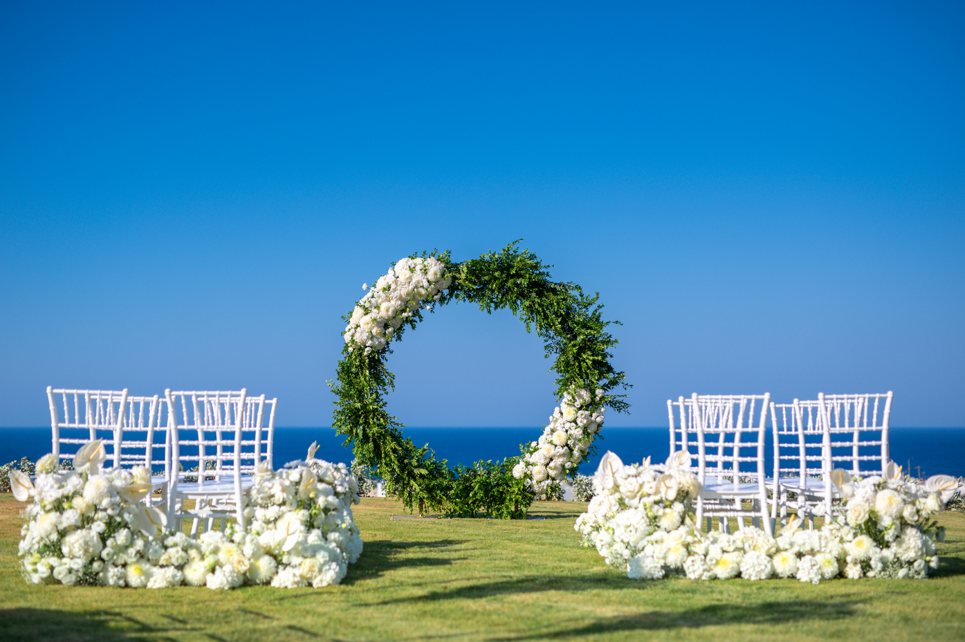 Book your wedding day in Riza Estate Crete